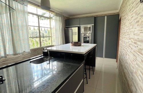 Valinhos Cottage | Chacara Giovanninha - Guest Rated 9.6, Pet-Friendly Retreat