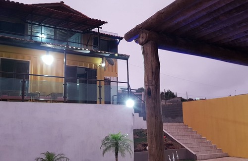 Ibiuna House | Relaxing Getaway at Chacara Ibiuna - Container with Pool