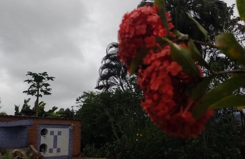 Pedro de Toledo House | Unforgettable Stays at Chacara Lima - Pet Friendly Oasis