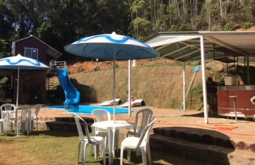Marechal Floriano House | Pet-Friendly Getaway at Chacara MKS with Pool Access