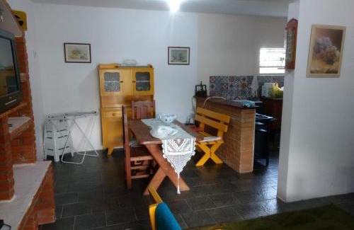 Biritiba-Mirim House | Discover Chacara Recanto do Carlão: Oceanfront Oasis