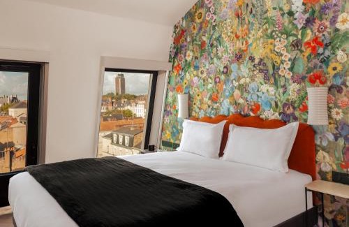 Richebourg - Saint-Clement Hotel | Discover Hôtel De Bourgogne: Pet-Friendly & Accessible Stay