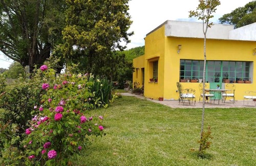 Partido de Chacabuco House | Family-Friendly Getaway at Chacra El Corral Casa de Campo