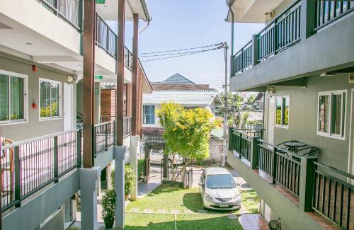 Old City Hotel | Budget-Friendly Chada House with Breakfast & 9/10 Rating