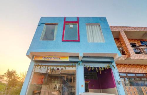 Jaipur Hotel | Family-Friendly Stays at Chainbai Palace with Breakfast