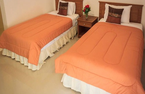 Khanom Hotel | Family-Friendly Chaison Hill Resort Khanom with Dining Options
