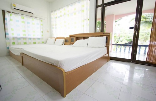 Laem Sing Hotel | Experience Family-Friendly Comfort at Chaiwat Resort