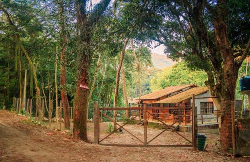 Engenho do Mato House | Cozy Chalé 01 Itaipu: Pet-Friendly Getaway in Niterói