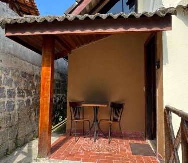 Penedo Cabin | Relaxing Chalé 08 with Hot Tub in Penedo's Heart