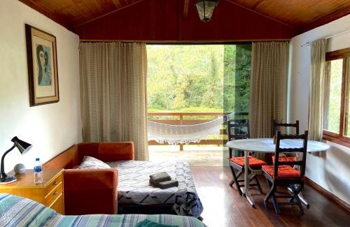 Mury Ski Chalet | Cozy Chalé in Mury with Breakfast & Family-Friendly Amenities