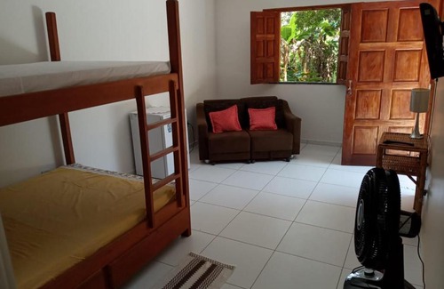 Aritagua Apartment | Pet-Friendly Chalé Aconchego with Ocean View & Breakfast
