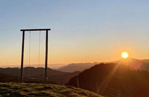 Aguas Mornas Ski Chalet | Discover Chalé Alecrim in Rancho Queimado