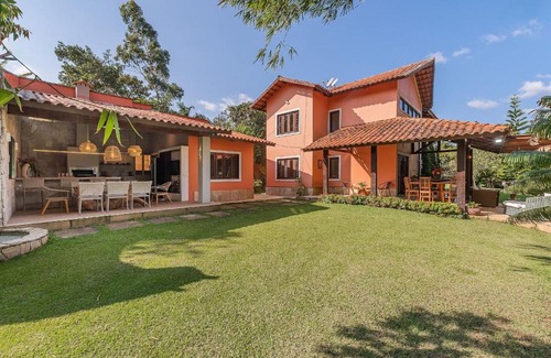 Northeast Region Ski Chalet | Charming Chalé Alto da Bela Vista: Family & Pet Friendly