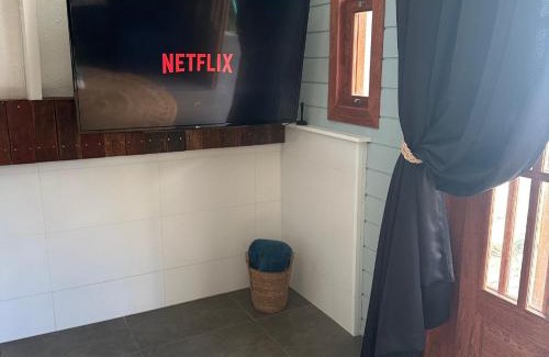 Penha Ski Chalet | Chalé Ancoradouro - A Family-Friendly Retreat with Hot Tub