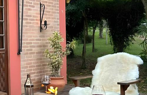 Cunha Ski Chalet | Cozy Escape at Chalé Urutau: Your Perfect Getaway