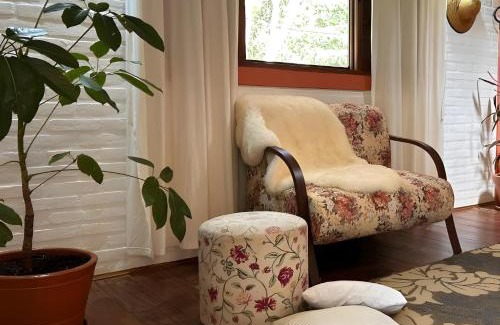 Cunha Ski Chalet | Cozy Escape at Chalé Urutau: Your Perfect Getaway