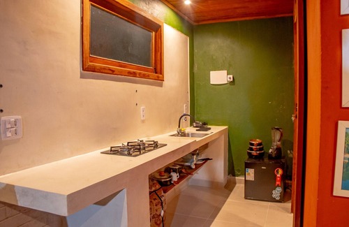 Cumuruxatiba Ski Chalet | Beachfront Chalé with Wi-Fi and Pet-Friendly Amenities