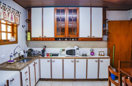 Campos do Jordao Apartment | Chalé Belga: Family-Friendly Retreat Near Capivari Center