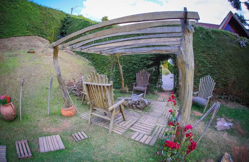 Campos do Jordao Apartment | Chalé Belga: Family-Friendly Retreat Near Capivari Center