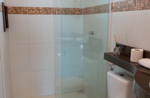 Camocim Ski Chalet | Relax at Chalé Bistrô Maceió with Pool and Ocean Views