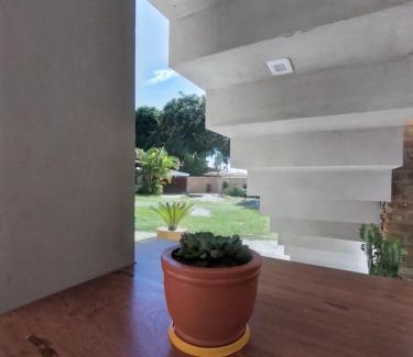 Mutari House | Oceanfront Chalé Brisa do Mar: Guest Rated 9/10, Family-Friendly