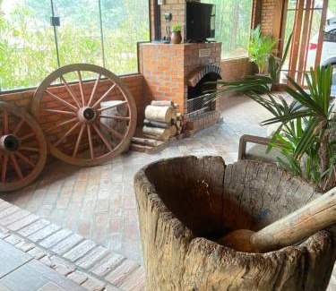 Anitapolis House | Ideal Retreat: Recanto da Felicidade for 13 Guests
