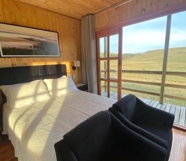 Sao Jose dos Ausentes House | Family-Friendly Retreat at Chalé Campos Da Serra - Rated 9.8