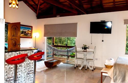 Costas House | Top-Rated Chalé Canto do Galo: Pet Friendly with Hot Tub