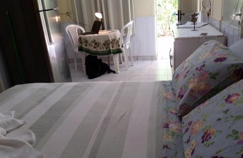 Boldro House | Ocean View Retreat at Chalé Casa Factur with Breakfast