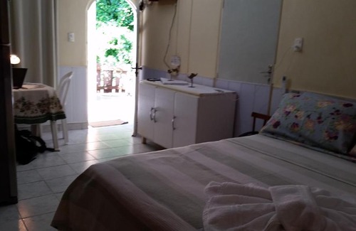 Boldro House | Ocean View Retreat at Chalé Casa Factur with Breakfast