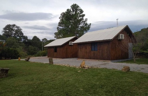 Gramado Ski Chalet | Conveniently Located Chalet for Couples and Families