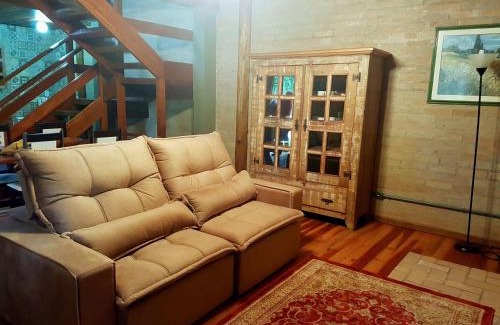 Santo Antonio do Pinhal Ski Chalet | Top-Rated Chalé da Bel with Breakfast and Family Amenities