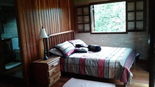 Santo Antonio do Pinhal Ski Chalet | Top-Rated Chalé da Bel with Breakfast and Family Amenities