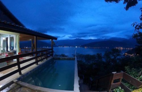 Mangaratiba House | Oceanfront Chalé da Clarissinha: Pet-Friendly Retreat
