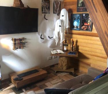 Colinas Capivari Ski Chalet | Discover Chalé da Magia: Pet-Friendly Getaway with Top Reviews