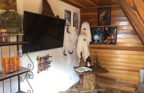 Colinas Capivari Ski Chalet | Discover Chalé da Magia: Pet-Friendly Getaway with Top Reviews