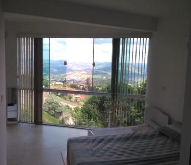 Aguas de Lindoia Ski Chalet | Cozy Chalé da Montanha - Enjoy Breakfast with 9/10 Rating