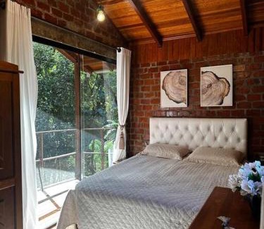 Anta Gorda Ski Chalet | Cozy Retreat at Chalé Da Pecan - Perfect for Your Getaway