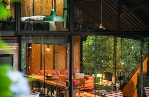 Itamonte Ski Chalet | Serene Chalé de Vidro na Mantiqueira with Scenic Waterfalls