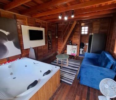 Nazare Paulista Ski Chalet | Discover Chalé do Beijo: Pet-Friendly Oceanfront Escape