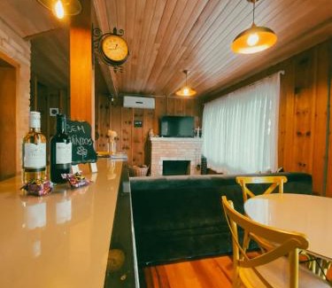 Sao Francisco de Paula House | Discover Chalé do Lago: 4-Star Family-Friendly Retreat