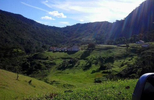 Teresopolis House | Cozy Duplex Retreat at Fazenda Cantinho with Pool Access