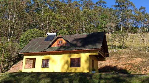Delfim Moreira House | Discover a Pet-Friendly Retreat in Delfim Moreira, MG