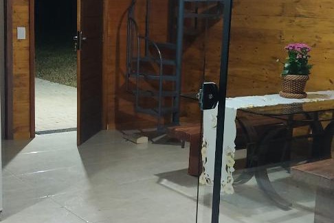 Alto Boqueirao Ski Chalet | Ideal Chalé Steps from the Zoo with Family-Friendly Amenities