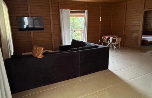Vitor Hugo House | Discover Chalé Essência do Vale: Oceanfront Pet-Friendly Escape