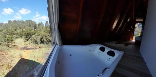 Lages Ski Chalet | Pet-Friendly Chalé Estância Ouro Verde with Pool & Breakfast