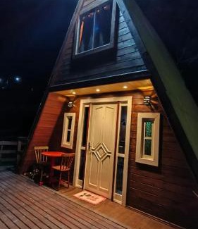 Palhoca Other | Pet-Friendly Chalé Estrela Cadente with Breakfast Included