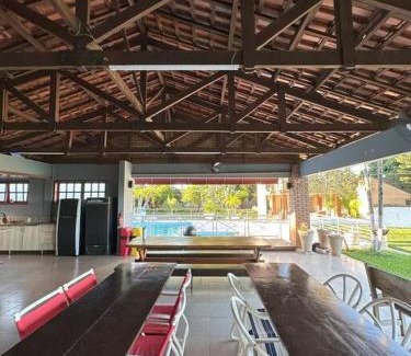 Foz do Iguacu Ski Chalet | Ideal Chalé for Groups & Families with Pool and Pet-Friendly
