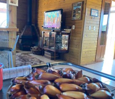 Bom Jardim da Serra House | Top-Rated Chalé Guadalupe with Hot Tub & Pet-Friendly Perks
