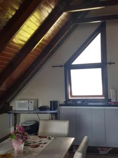 Schramm Apartment | Kid-Friendly Getaway at Chalé JS with High Ratings